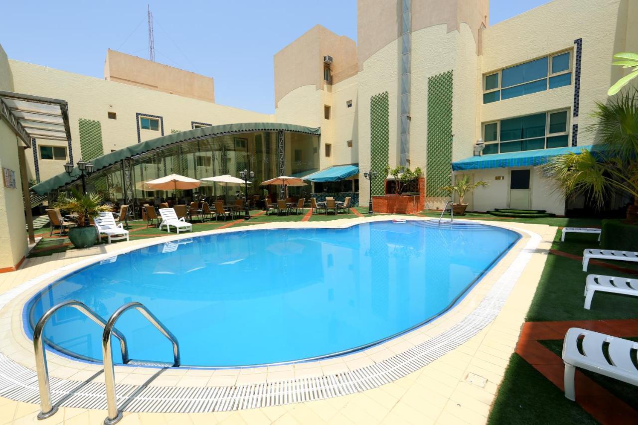 Eastyard Dammam Hotel - Formerly Ramada By Wyndham Dammam Exterior photo